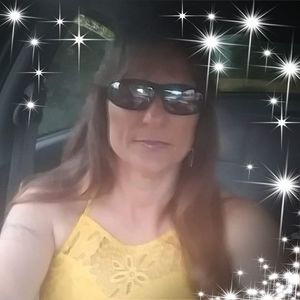 Meet your Posher, Michele